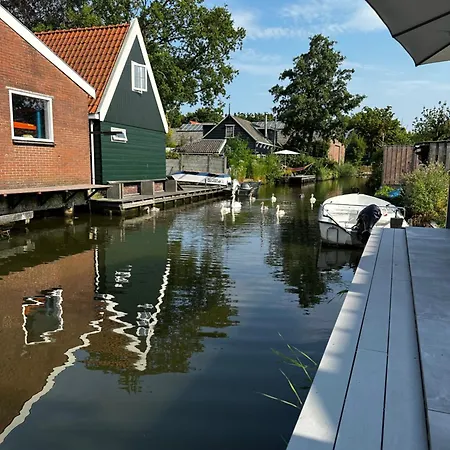 Bed and Breakfast Pakhuis *